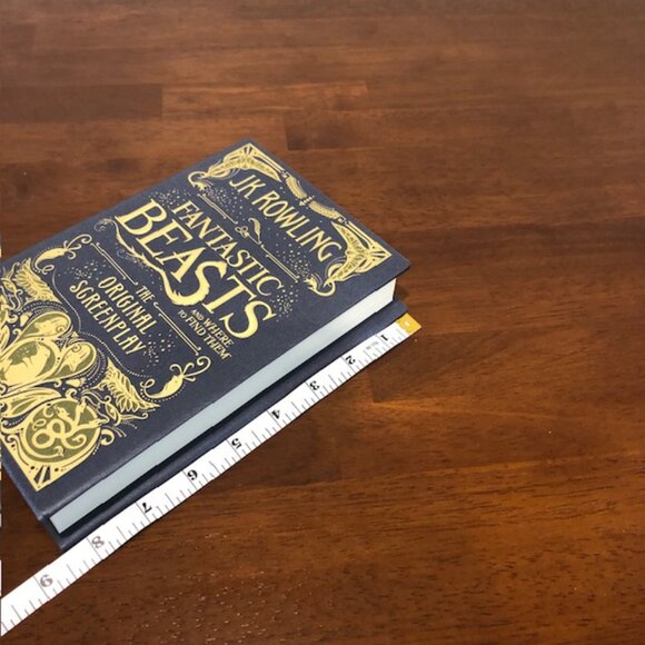 Fantastic Beasts And Where To Find Them: The Original Screenplay Book. - Picture 9 of 13